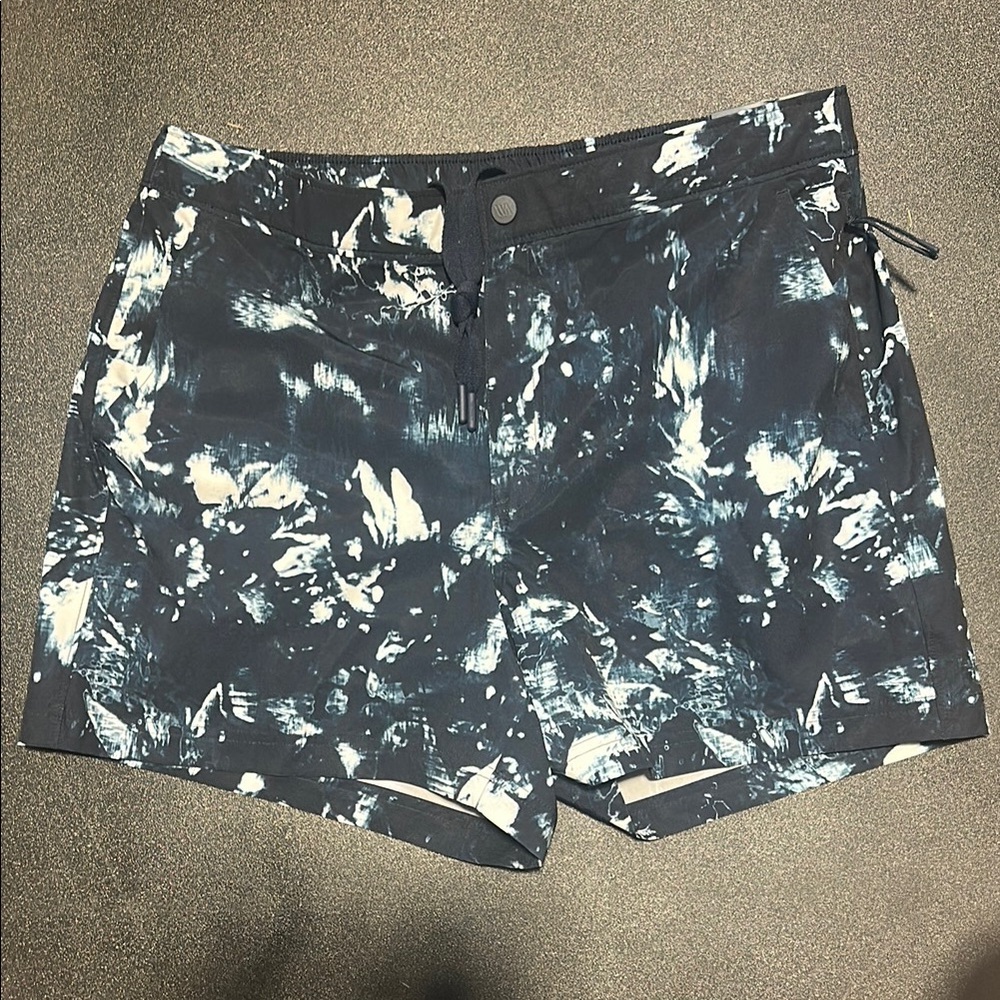 Stylish Men's Blue and White Shorts